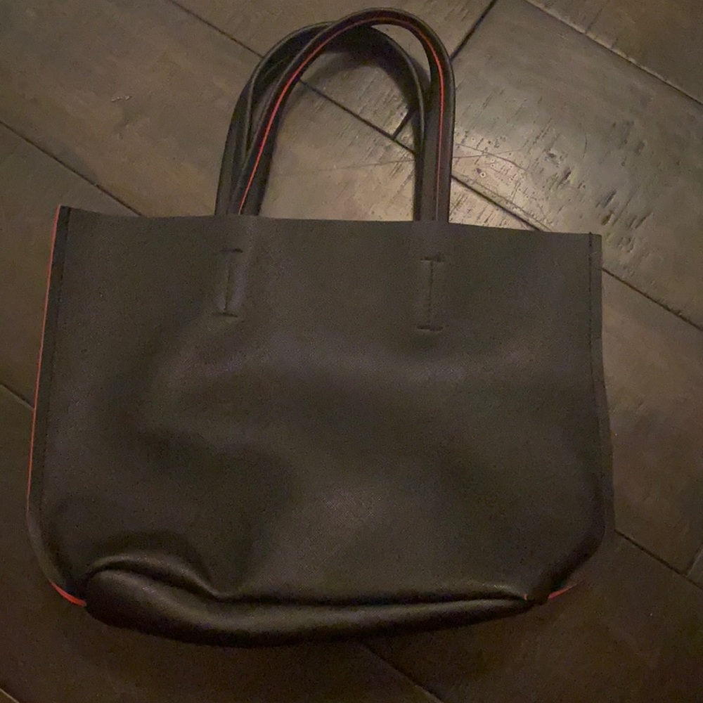 Black purse